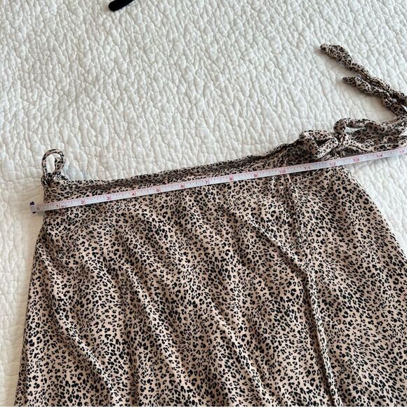 ✨ Urban Romantics Women’s Cheetah Wrap Midi Skirt Small - Picture 7 of 8